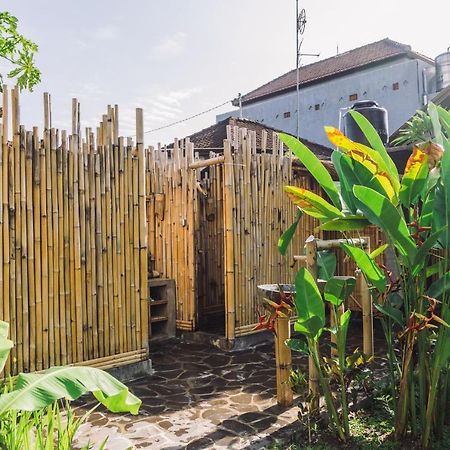 Riviera House Hotel Canggu Kültér fotó